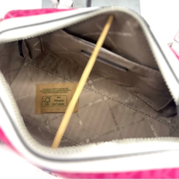 Michael Kors Small Travel Duffle Xbody Bag Dragon Fruit Multi - Picture 8 of 10